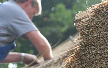 professional Llanycil thatchers